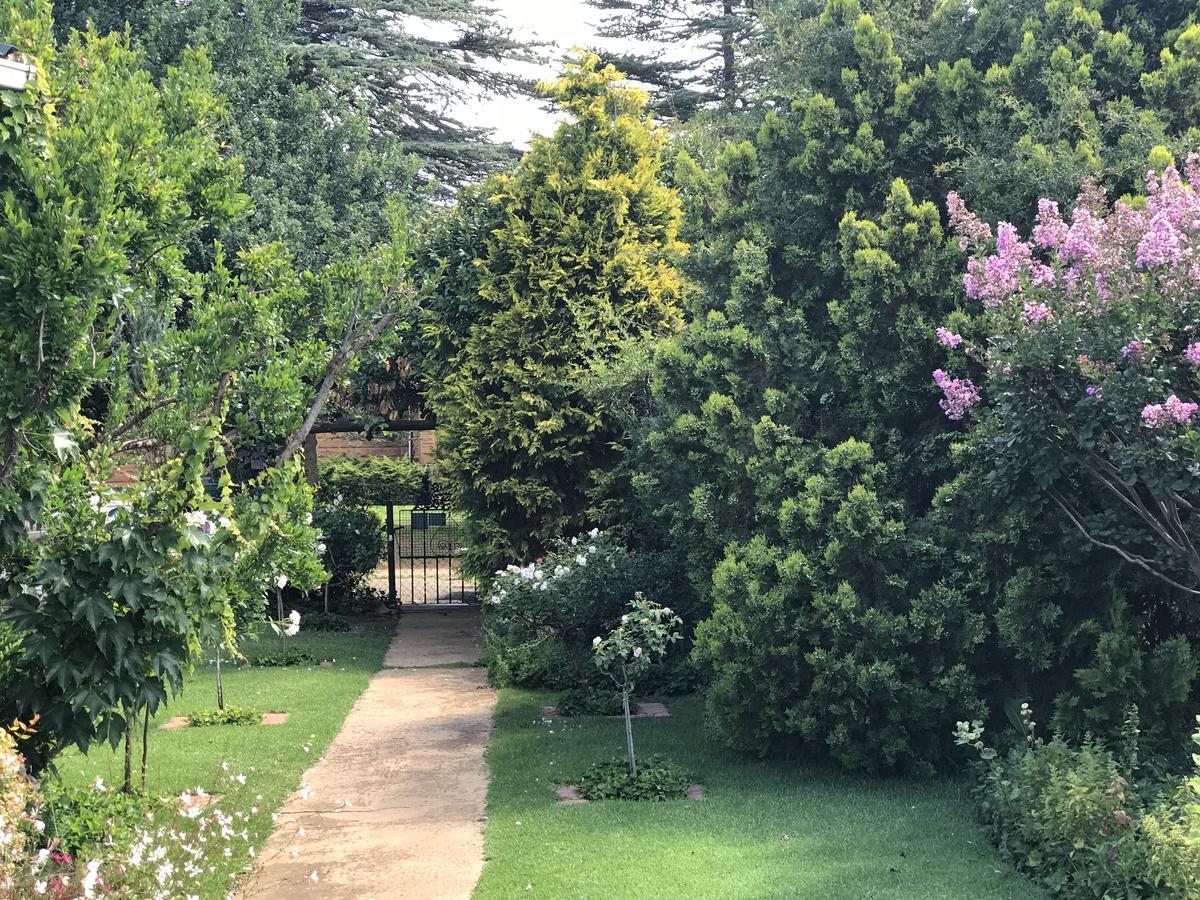 Rosewood Corner, Clarens Bed and Breakfast Buitenkant foto