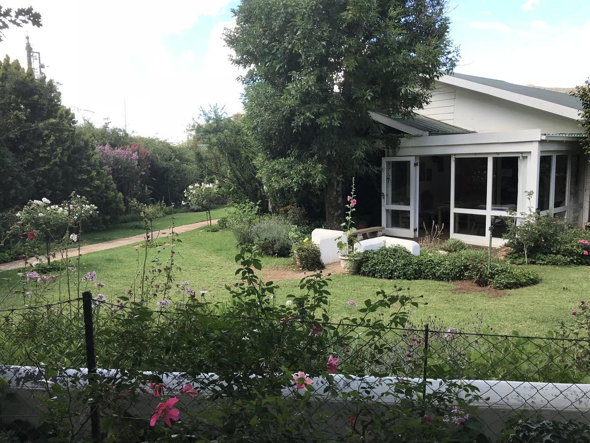 Rosewood Corner, Clarens Bed and Breakfast Buitenkant foto