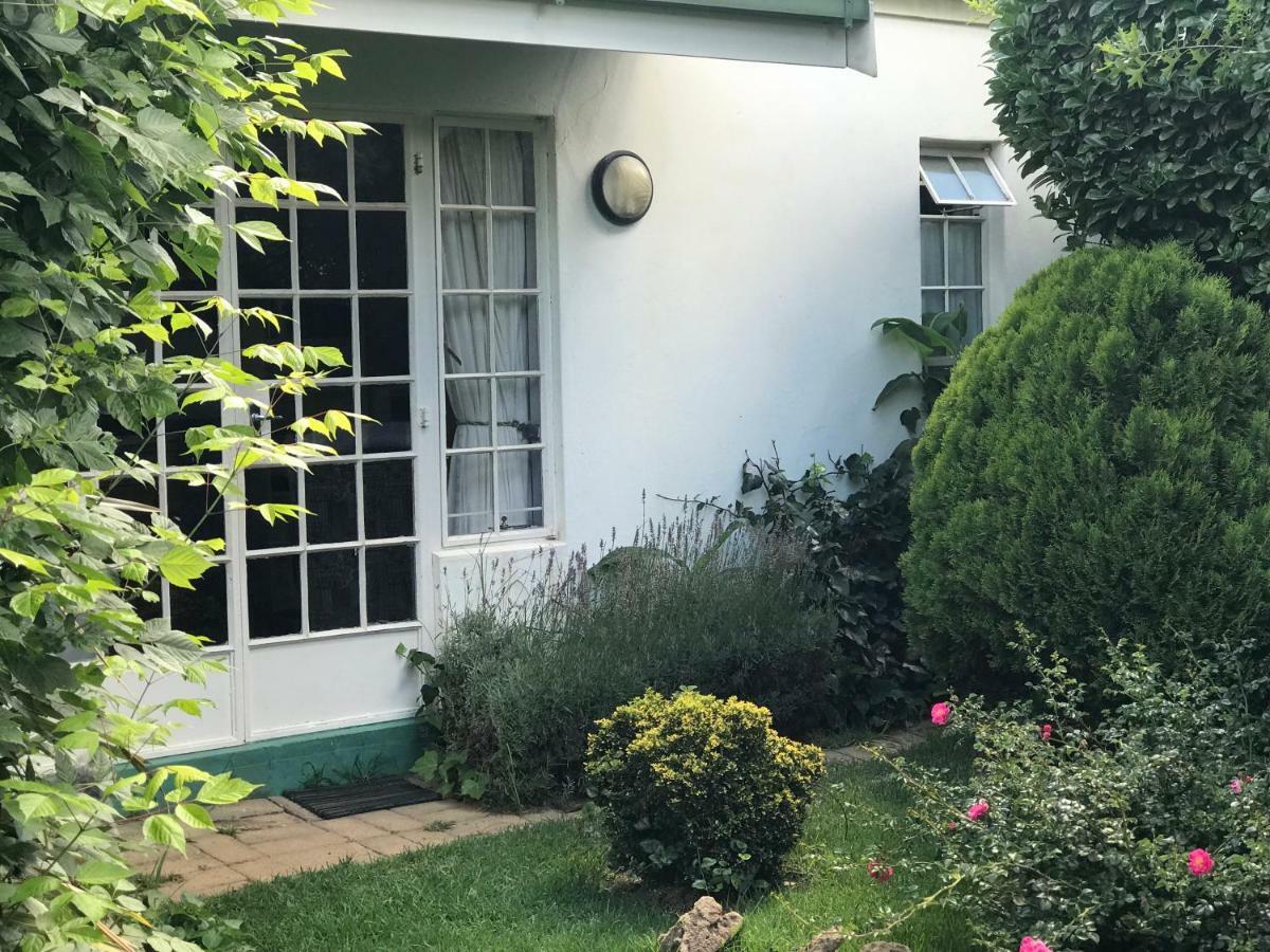 Rosewood Corner, Clarens Bed and Breakfast Buitenkant foto
