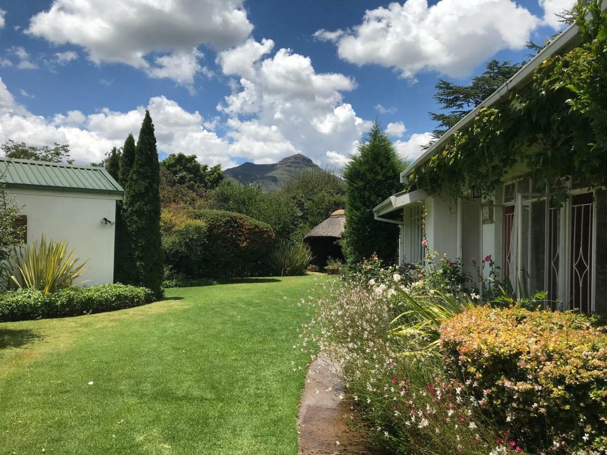 Rosewood Corner, Clarens Bed and Breakfast Buitenkant foto