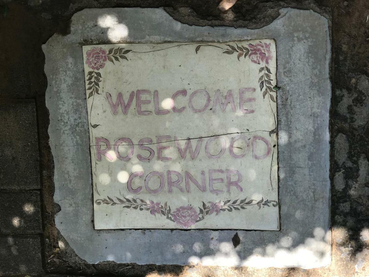Rosewood Corner, Clarens Bed and Breakfast Buitenkant foto